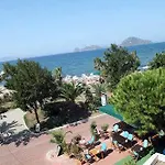 فندق Kortan 4*